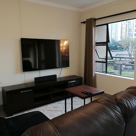 Emabheleni Executive Suites Westpoint Γιοχάνεσμπουργκ Εξωτερικό φωτογραφία