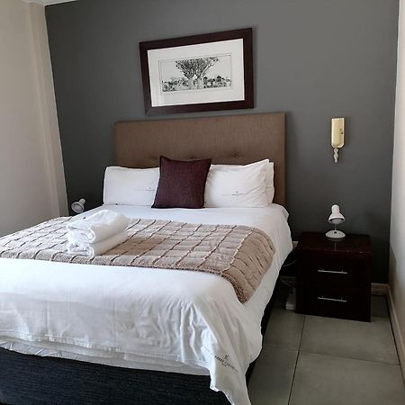 Emabheleni Executive Suites Westpoint Γιοχάνεσμπουργκ Εξωτερικό φωτογραφία