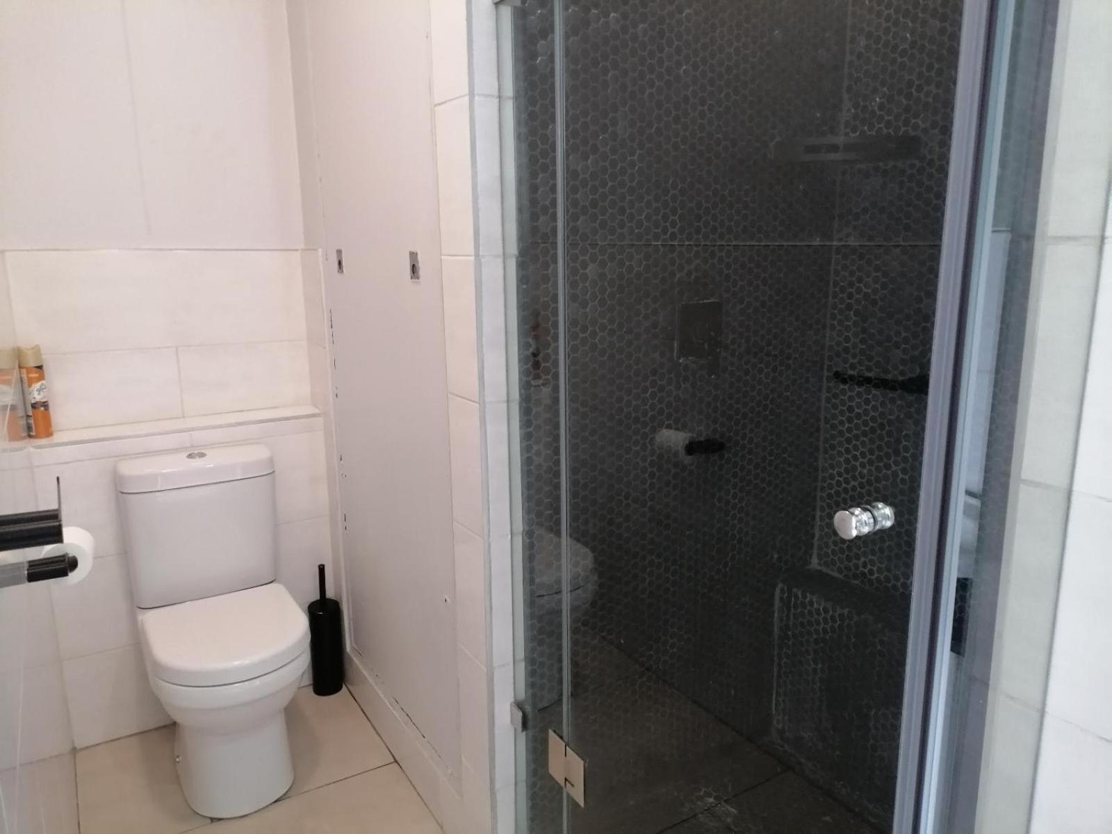 Emabheleni Executive Suites Westpoint Γιοχάνεσμπουργκ Δωμάτιο φωτογραφία