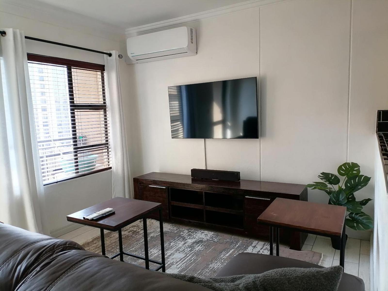Emabheleni Executive Suites Westpoint Γιοχάνεσμπουργκ Δωμάτιο φωτογραφία